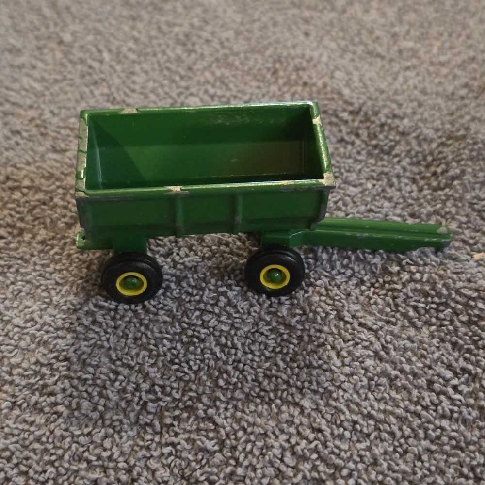 ERTL Diecast Wagon 1/64 Farm Trailer Kids Green Vintage John Deere Style 1333Q